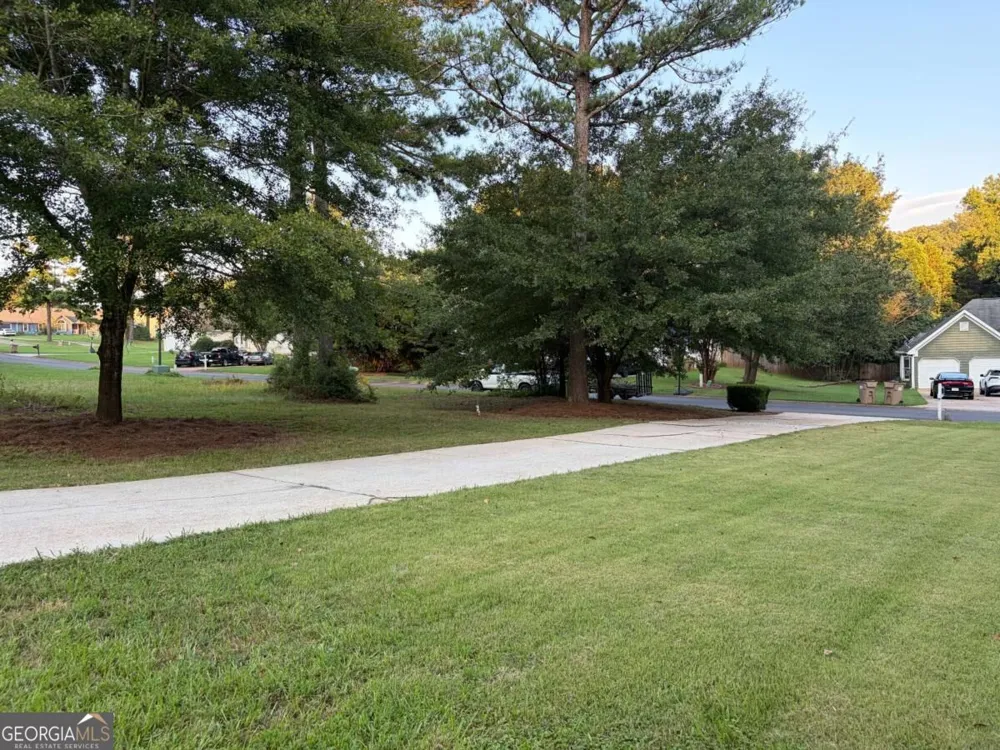 1447 Millstone CT Bethlehem, GA 30620