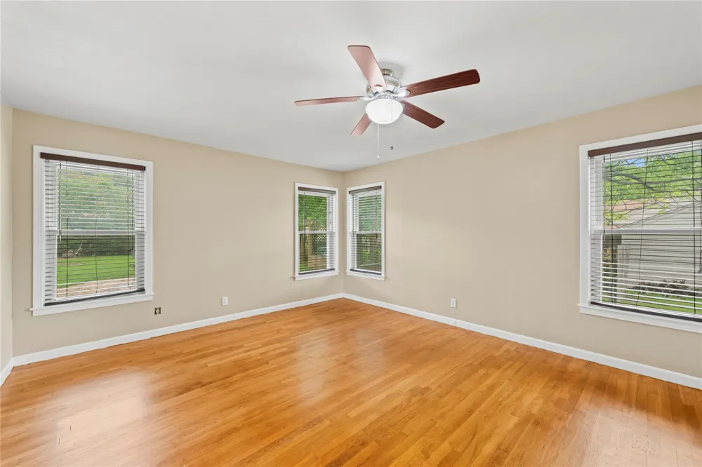 1803 S 15th Street Temple, TX 76504