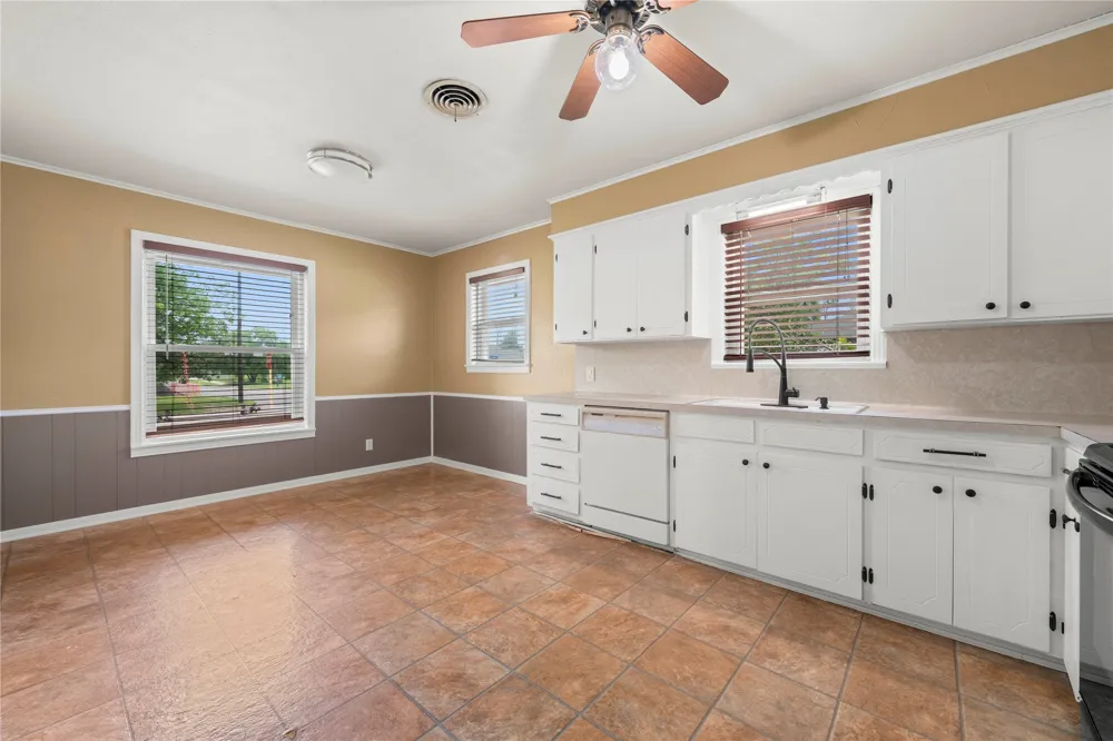 1803 S 15th Street Temple, TX 76504