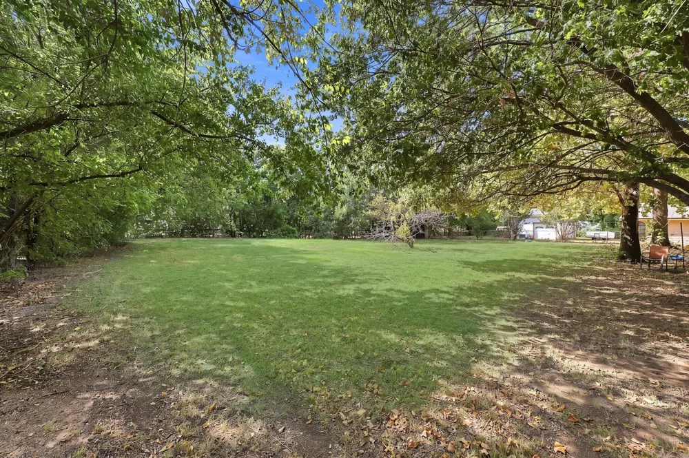 503 College Street Whitesboro, TX 76273