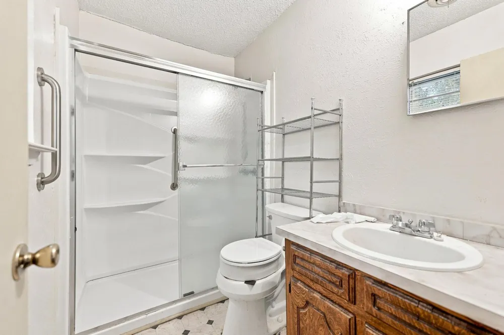 503 College Street Whitesboro, TX 76273