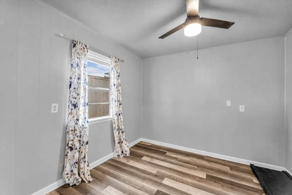 2925 Highway 31 Axtell, TX 76624