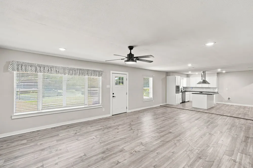 104 Casa Linda Drive Ennis, TX 75119