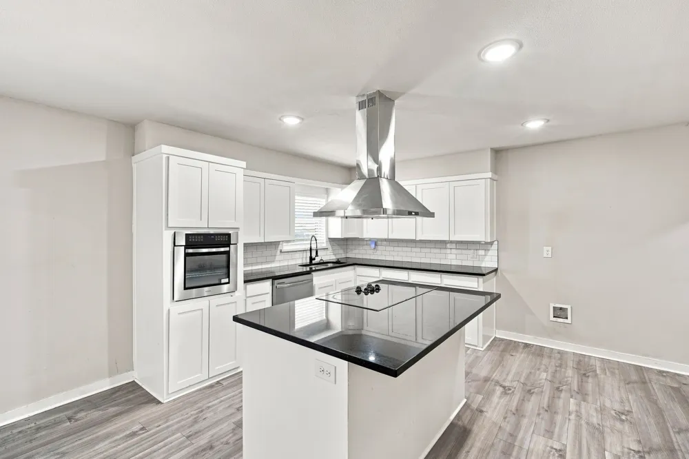 104 Casa Linda Drive Ennis, TX 75119