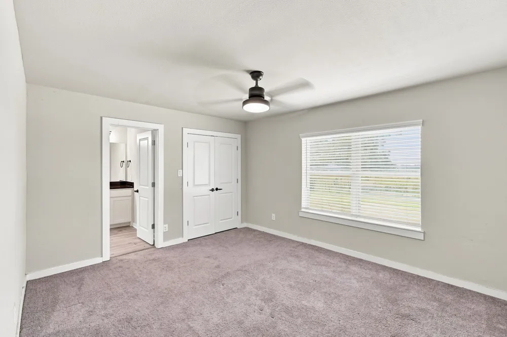 104 Casa Linda Drive Ennis, TX 75119