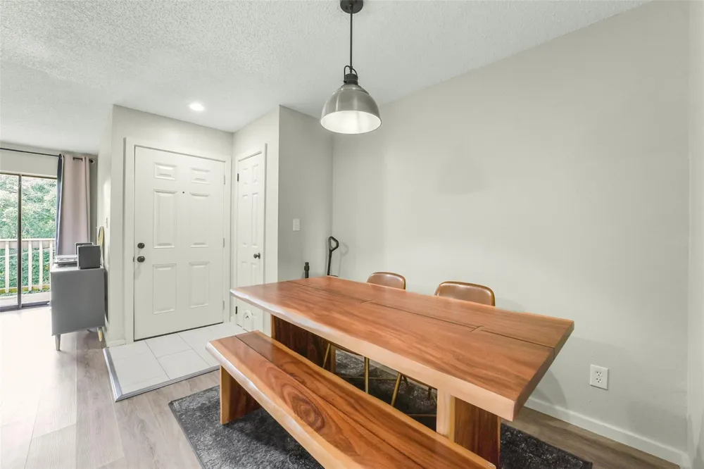 2501 Gulf Freeway #258C Dickinson, TX 77539