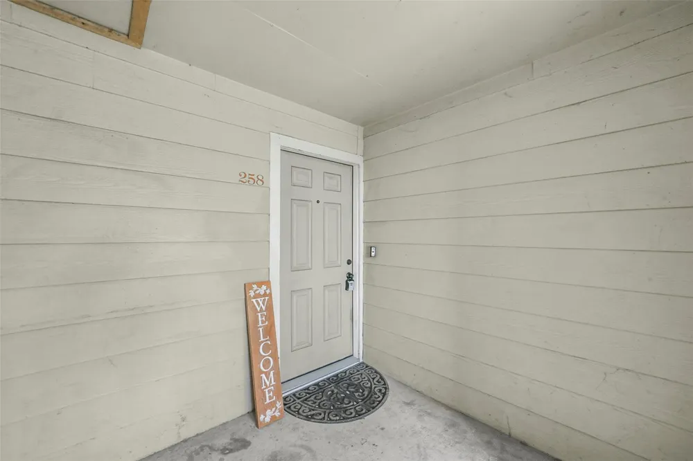 2501 Gulf Freeway #258C Dickinson, TX 77539