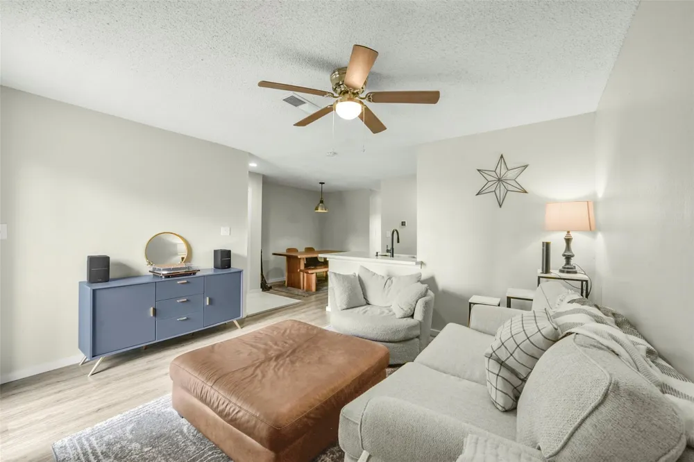 2501 Gulf Freeway #258C Dickinson, TX 77539