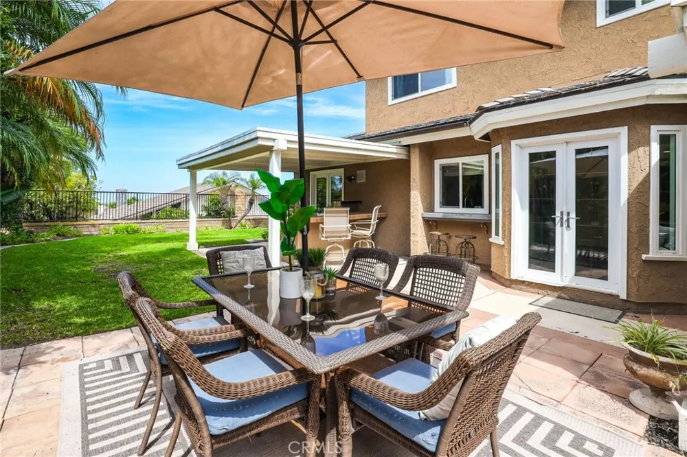 2204 E Vista Mesa Way Orange, CA 92867