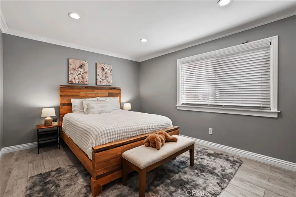 2204 E Vista Mesa Way Orange, CA 92867