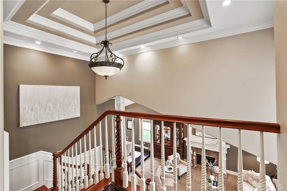 2204 E Vista Mesa Way Orange, CA 92867