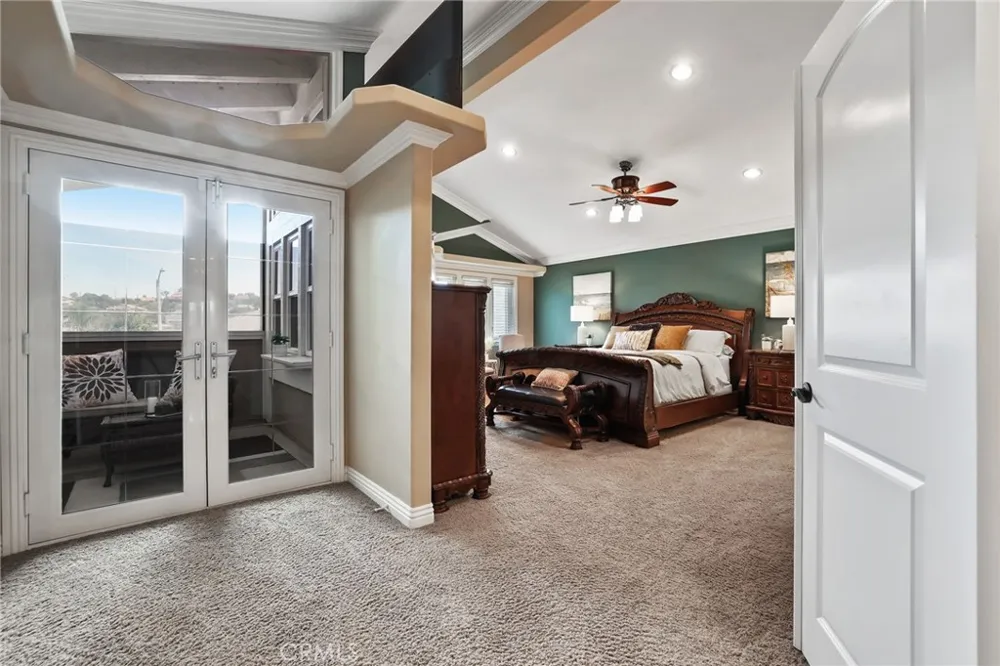 2204 E Vista Mesa Way Orange, CA 92867