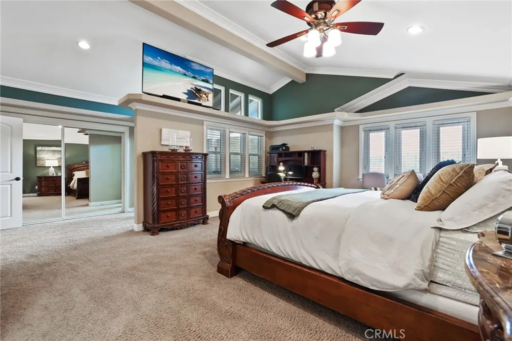 2204 E Vista Mesa Way Orange, CA 92867