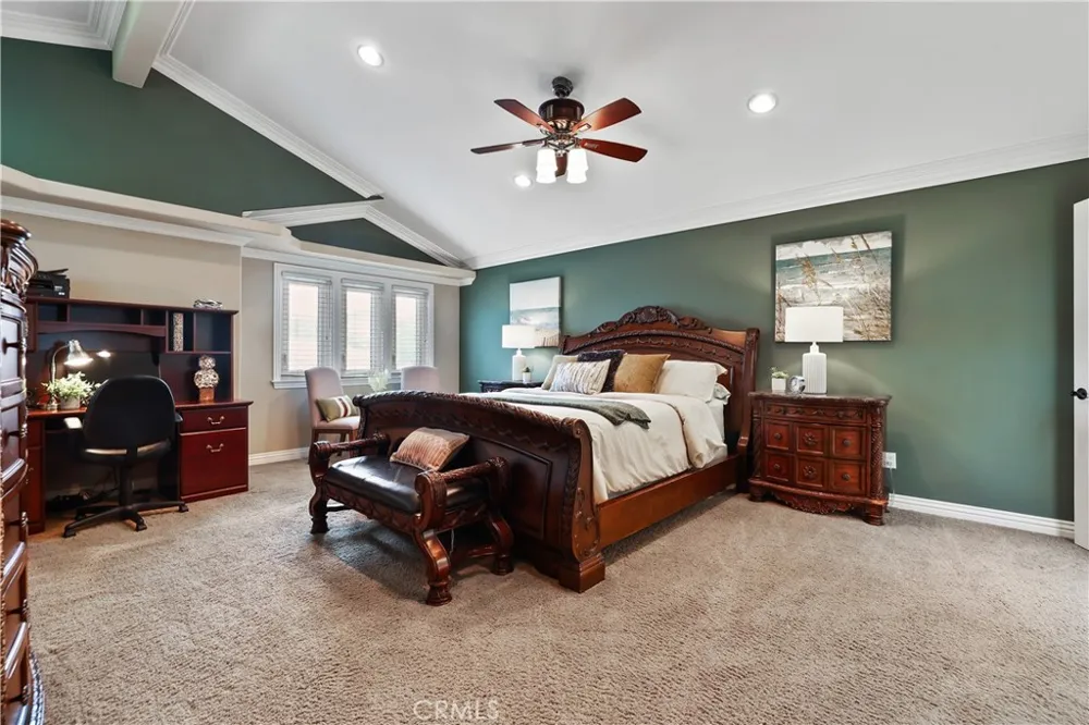 2204 E Vista Mesa Way Orange, CA 92867