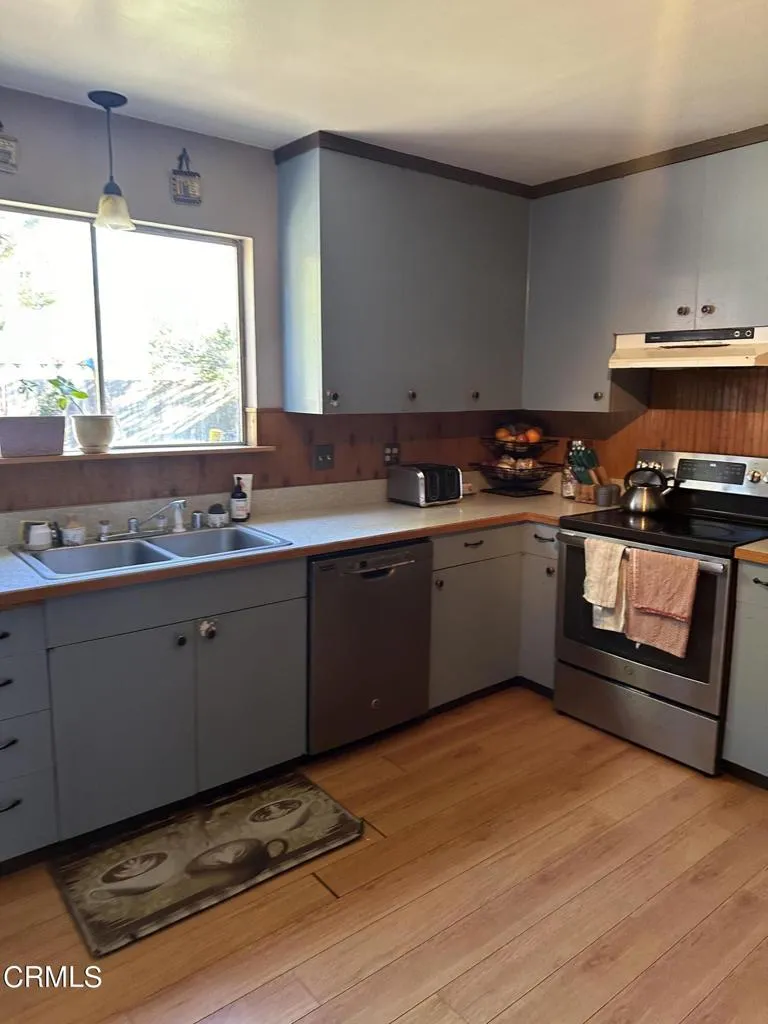 470 Wall Street Street Fort Bragg, CA 95437
