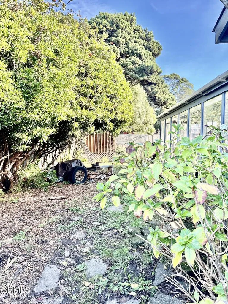 470 Wall Street Street Fort Bragg, CA 95437