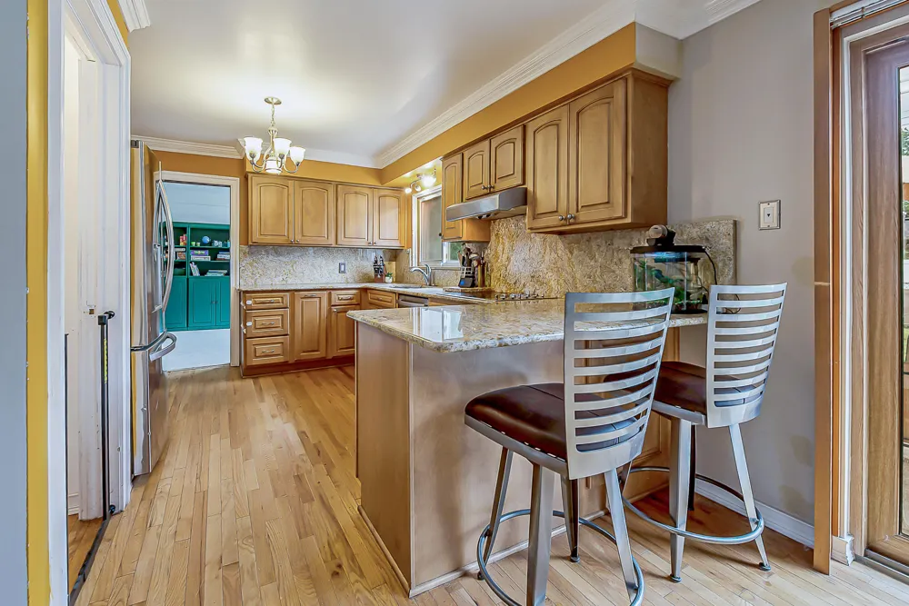 44026 Harmony Lane Belleville, MI 48111