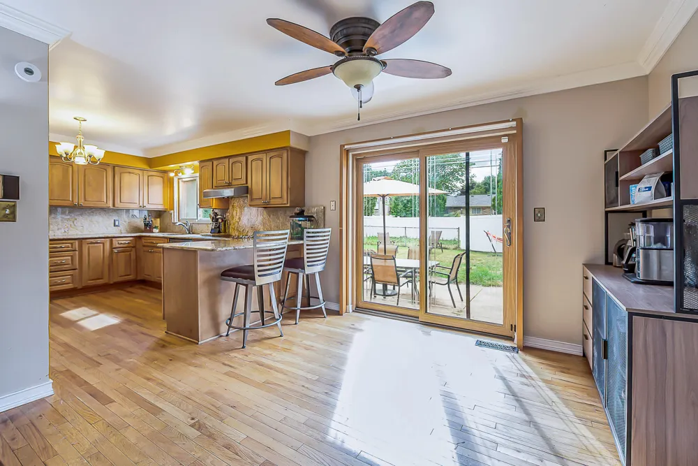44026 Harmony Lane Belleville, MI 48111