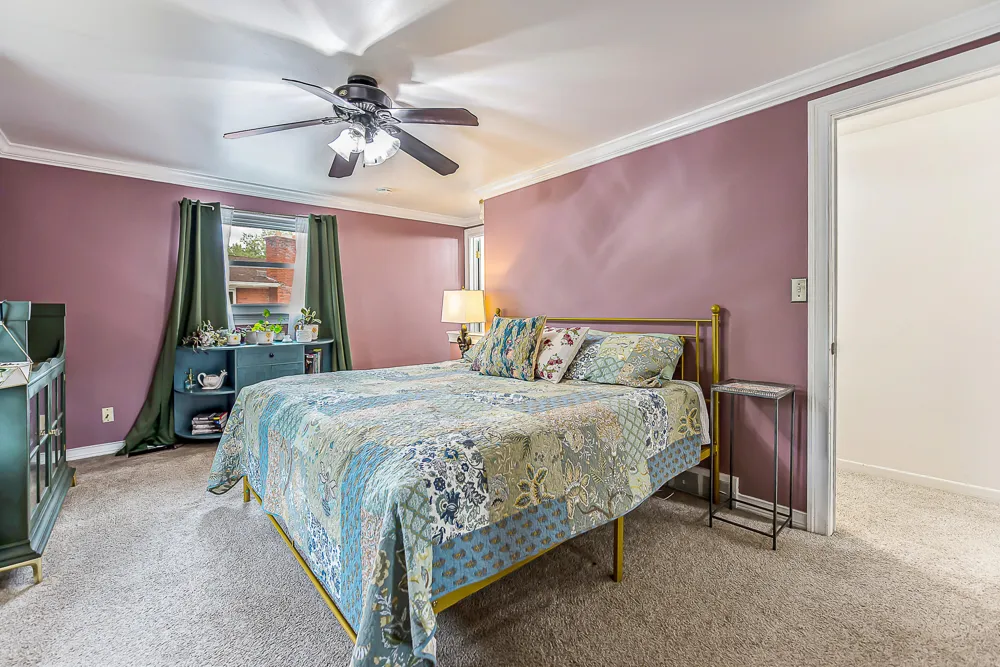 44026 Harmony Lane Belleville, MI 48111