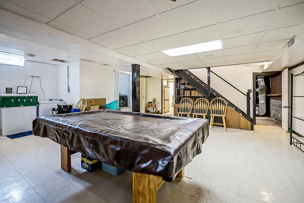 44026 Harmony Lane Belleville, MI 48111