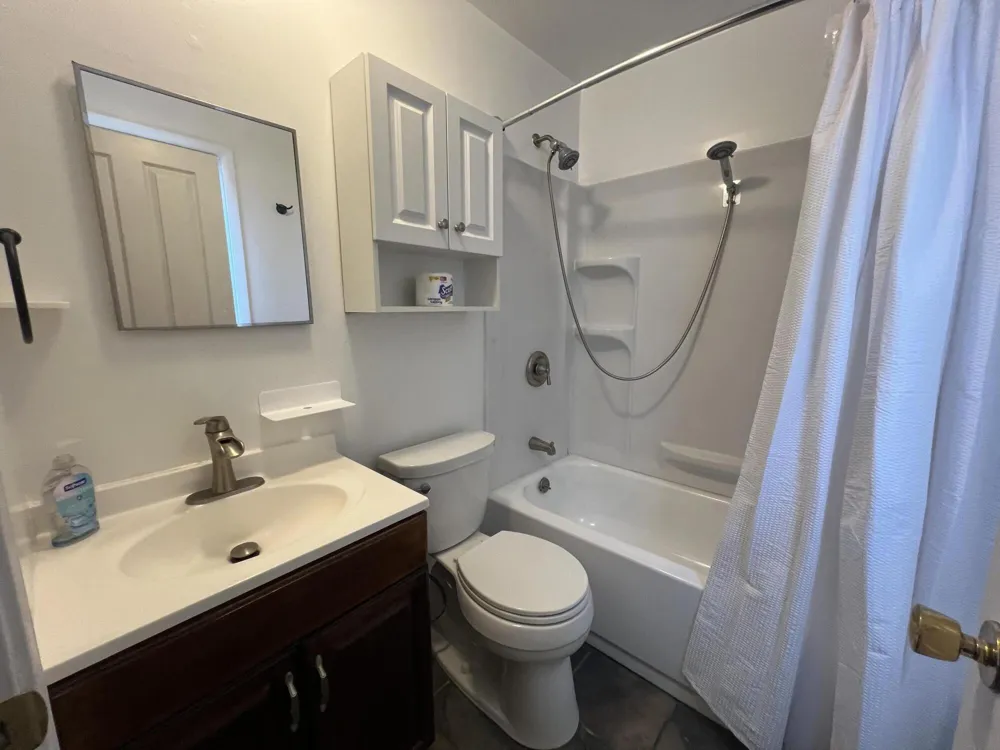 686 Troywood Drive Troy, MI 48083