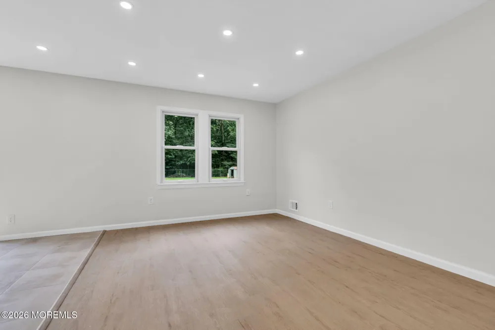 875 Bowman Road Jackson, NJ 08527