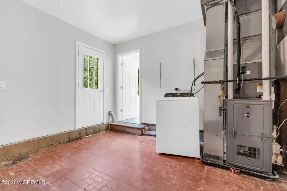 875 Bowman Road Jackson, NJ 08527
