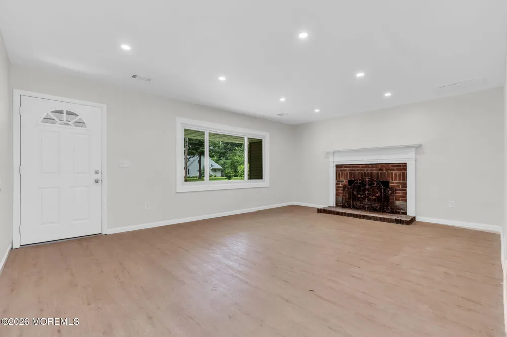 875 Bowman Road Jackson, NJ 08527