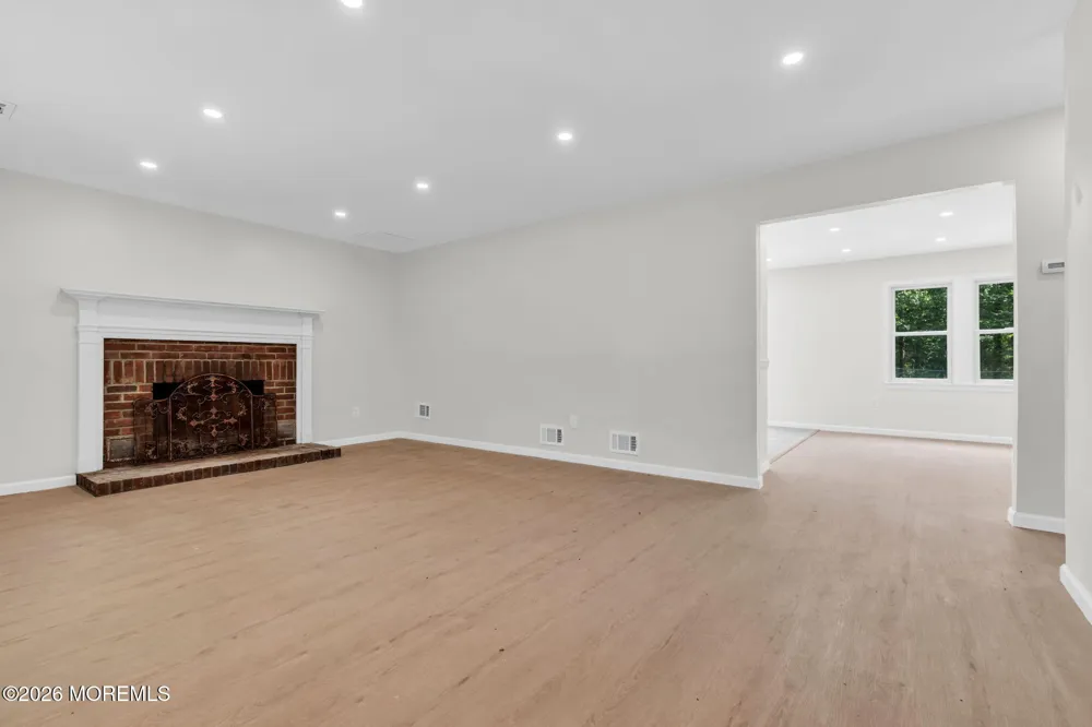 875 Bowman Road Jackson, NJ 08527