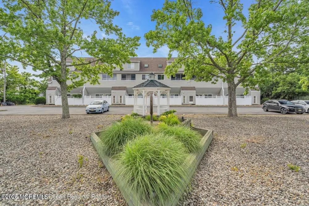 145 Central Avenue #10B Island Heights, NJ 08732