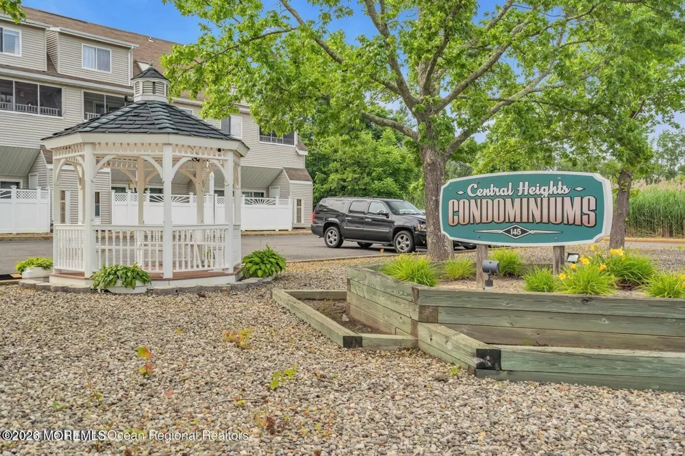 145 Central Avenue #10B Island Heights, NJ 08732