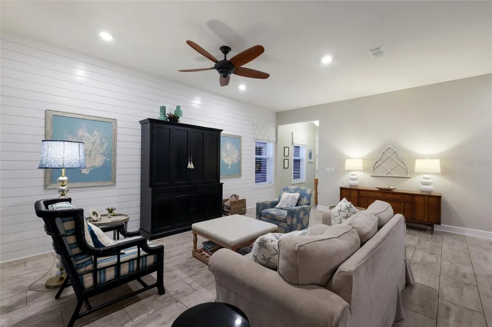 13807 AMERICAN PRAIRIE PLACE Lakewood Ranch, FL 34211