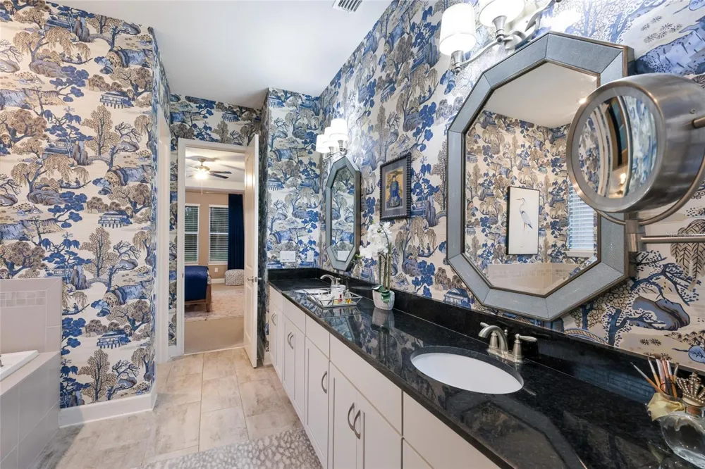 13807 AMERICAN PRAIRIE PLACE Lakewood Ranch, FL 34211