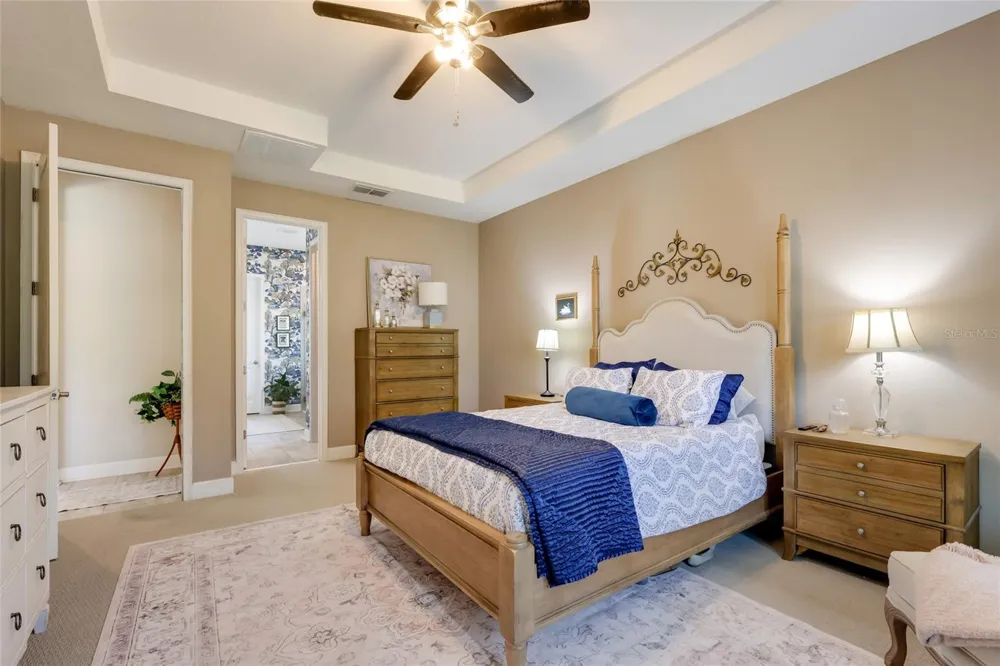 13807 AMERICAN PRAIRIE PLACE Lakewood Ranch, FL 34211