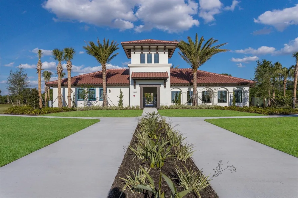 13807 AMERICAN PRAIRIE PLACE Lakewood Ranch, FL 34211