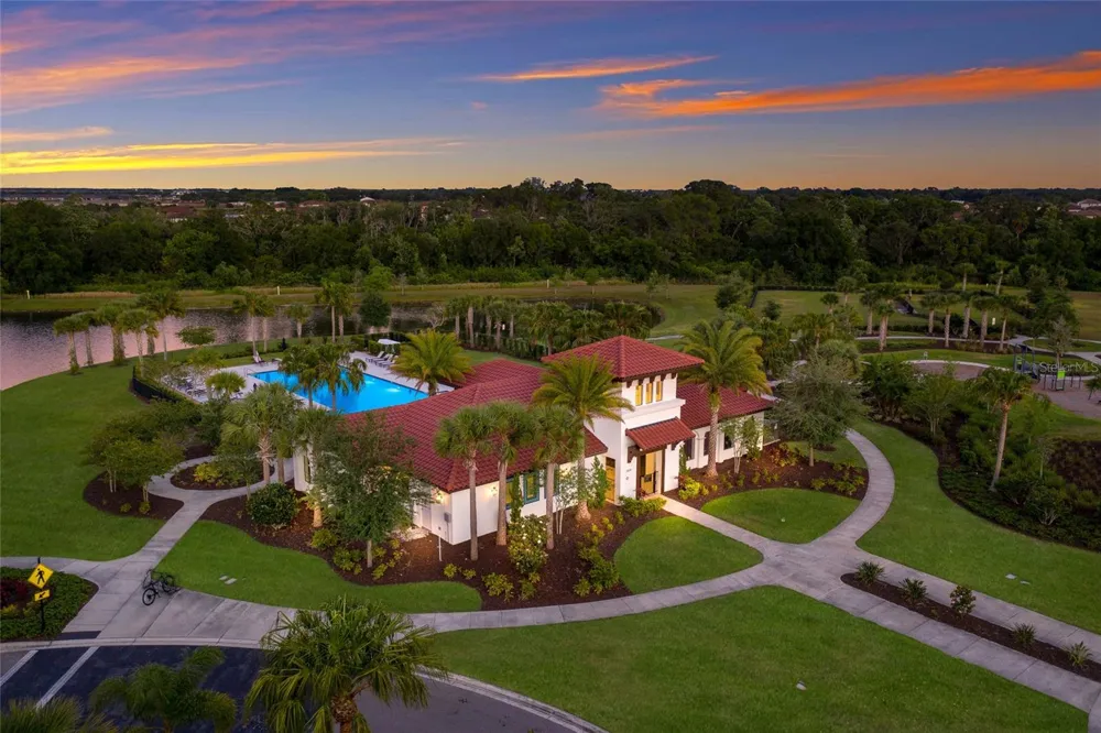 13807 AMERICAN PRAIRIE PLACE Lakewood Ranch, FL 34211