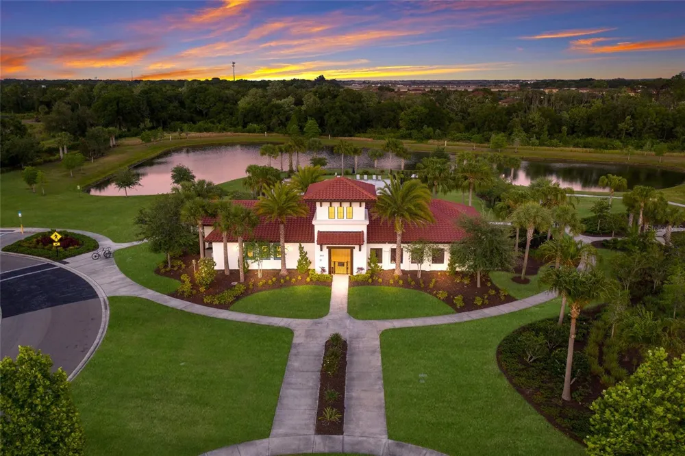 13807 AMERICAN PRAIRIE PLACE Lakewood Ranch, FL 34211