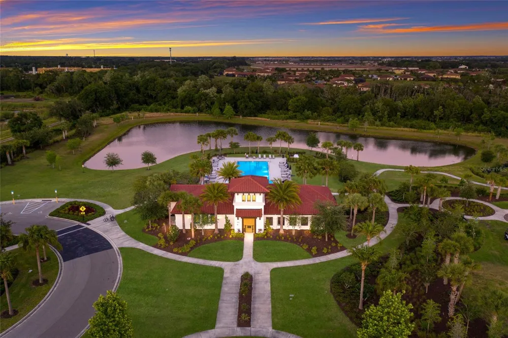 13807 AMERICAN PRAIRIE PLACE Lakewood Ranch, FL 34211