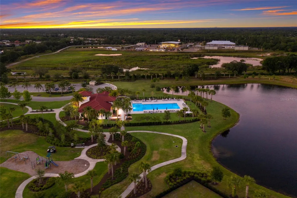 13807 AMERICAN PRAIRIE PLACE Lakewood Ranch, FL 34211