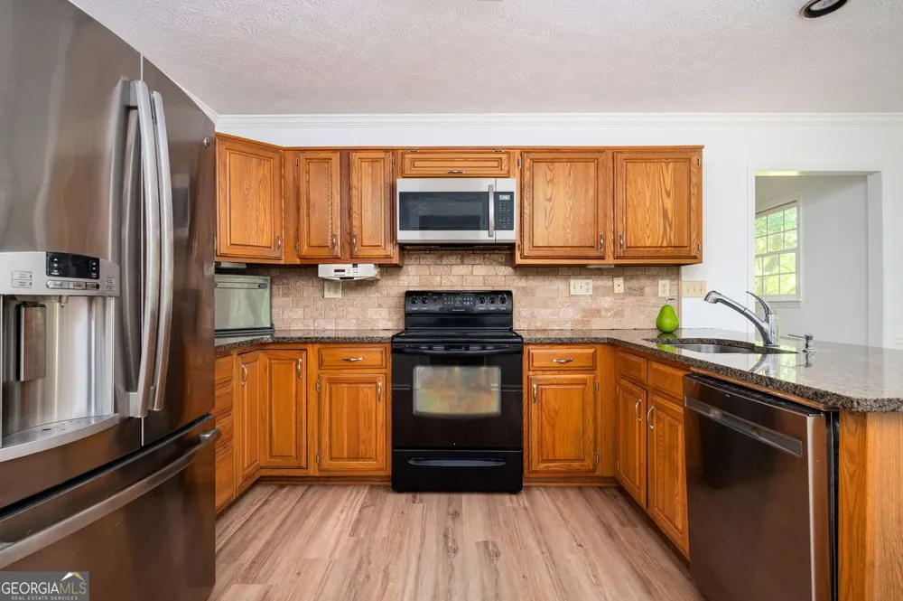 4962 Thornwood TRCE NW Acworth, GA 30102