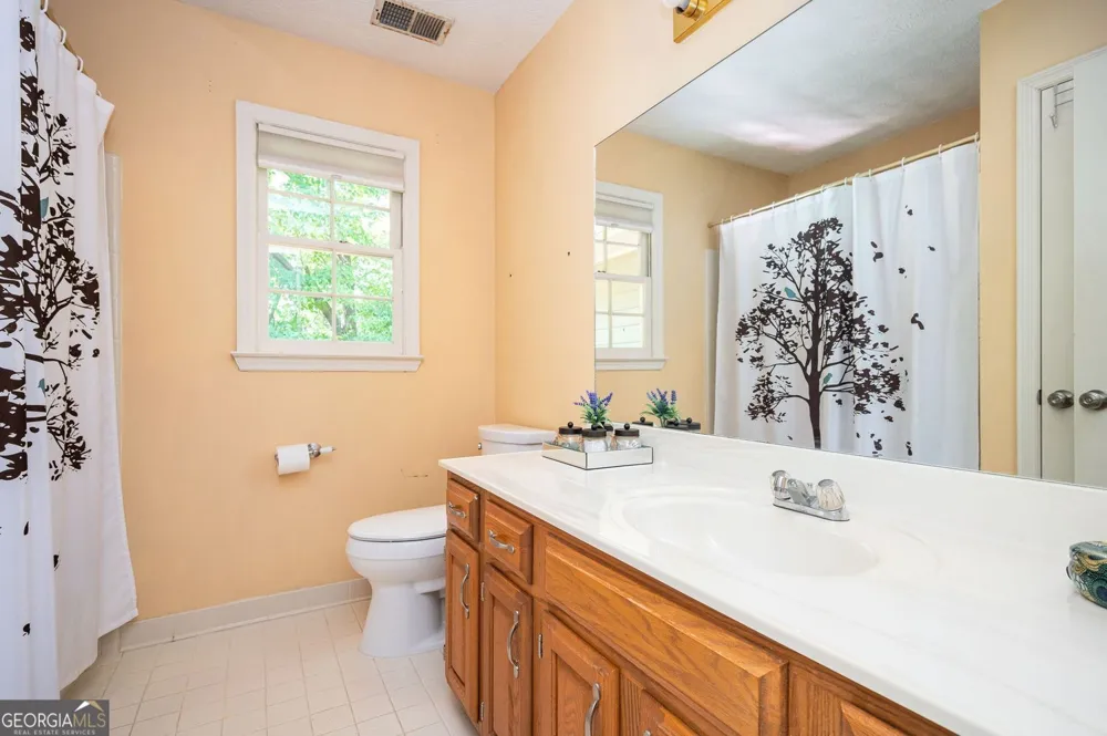 4962 Thornwood TRCE NW Acworth, GA 30102
