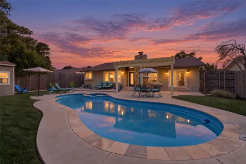 11210 Henge Drive
