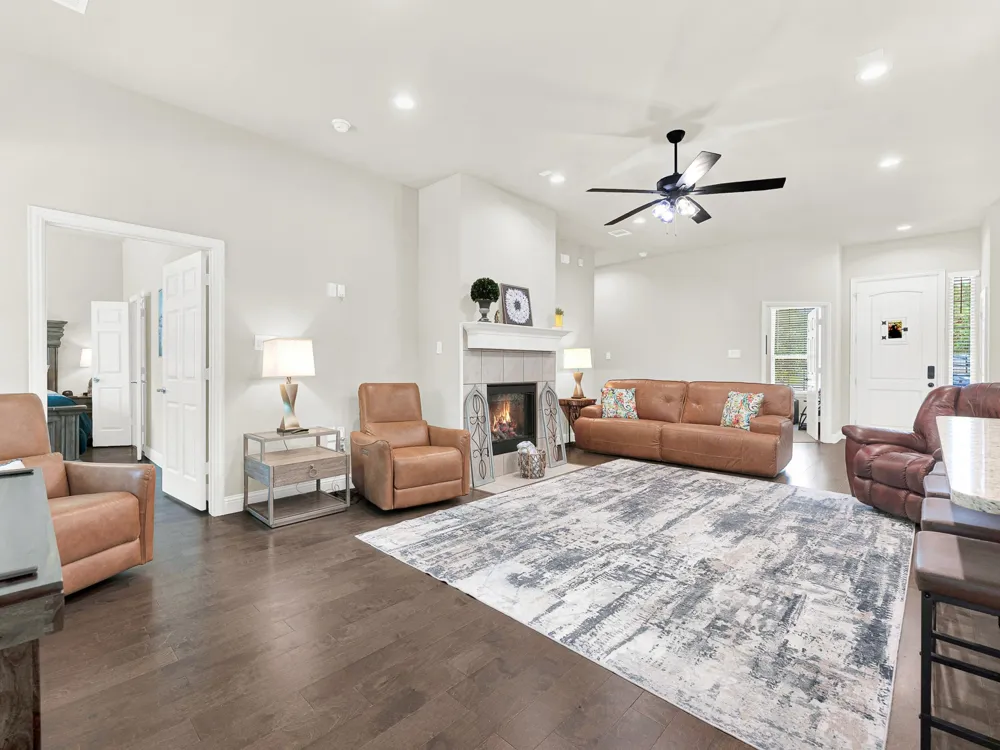 805 Hearthside Way McKinney, TX 75071