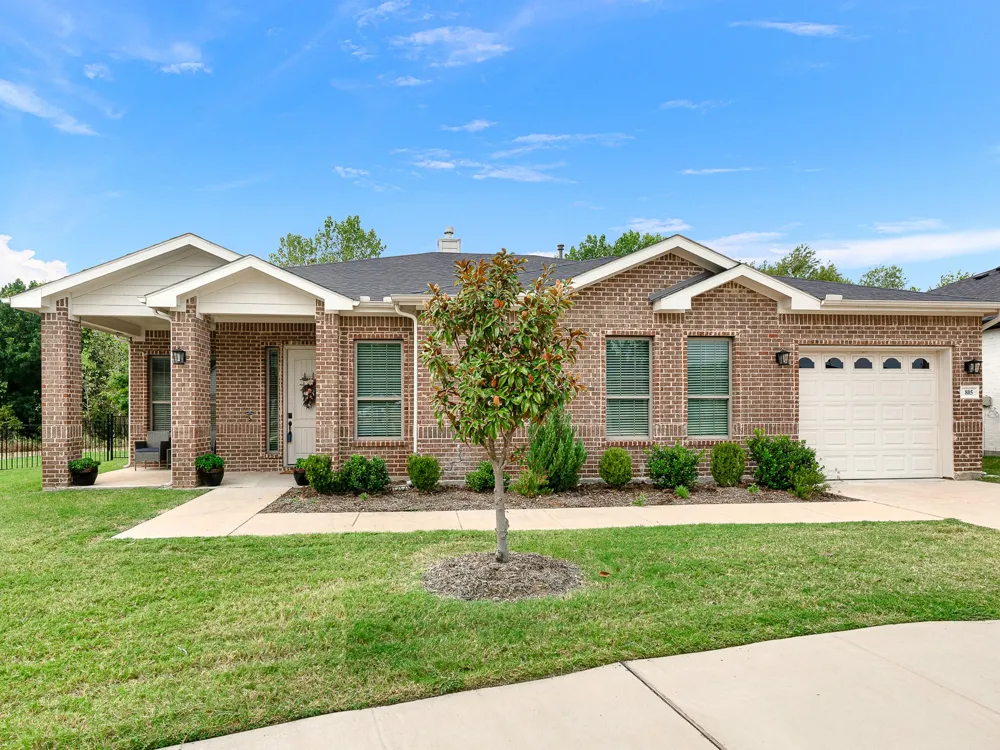 805 Hearthside Way McKinney, TX 75071