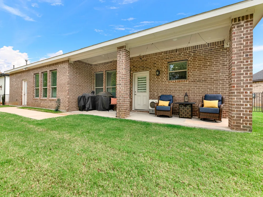 805 Hearthside Way McKinney, TX 75071