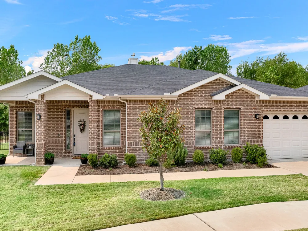 805 Hearthside Way McKinney, TX 75071