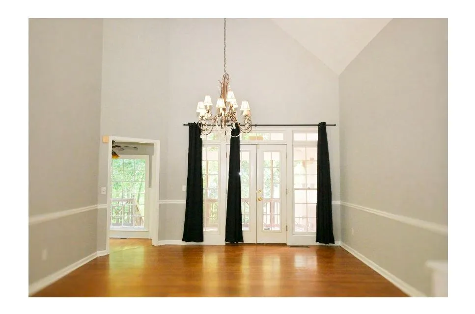 3885 Waterford Drive Suwanee, GA 30024