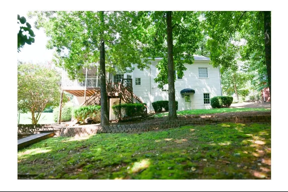 3885 Waterford Drive Suwanee, GA 30024
