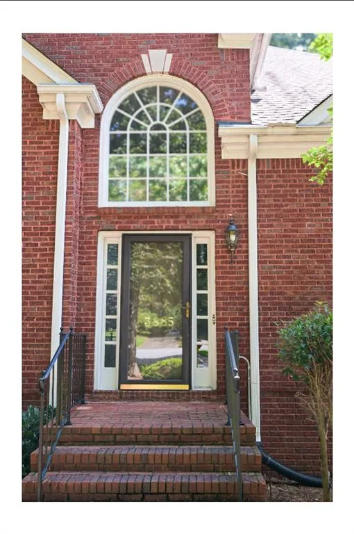 3885 Waterford Drive Suwanee, GA 30024