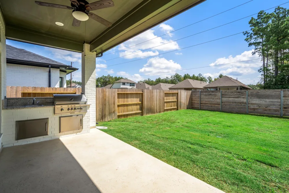 17218 Blooming Suzans Lane Conroe, TX 77302